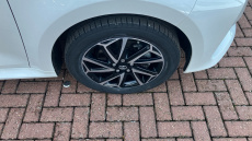 Toyota Yaris 1.5 Hybrid Design 5dr CVT Hybrid Hatchback